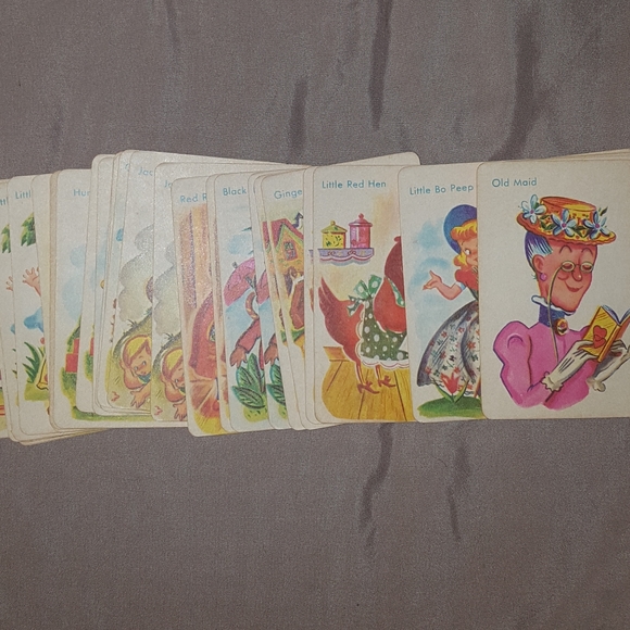 Vintage Old Maid Card Game by E. E. Fairchild: Classic Fun for All Ages - Picture 3 of 5